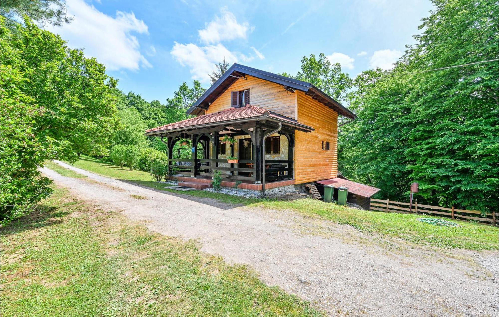 2 Bedroom Gorgeous Home In Gornje Stative Exterior foto